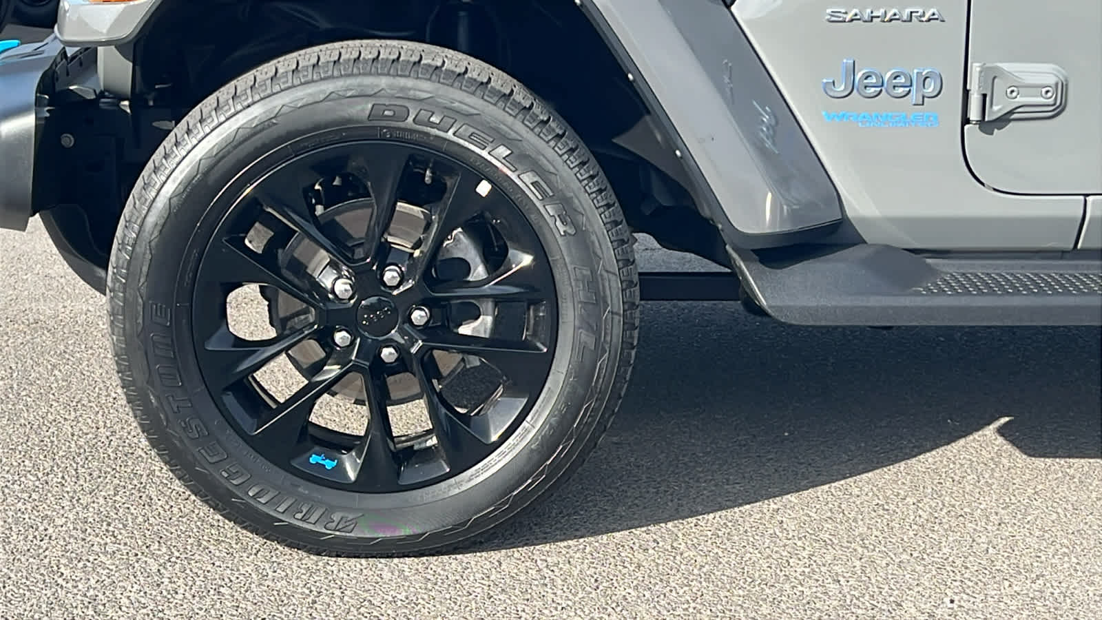 Thumbnail: 2022 Jeep Wrangler - 9