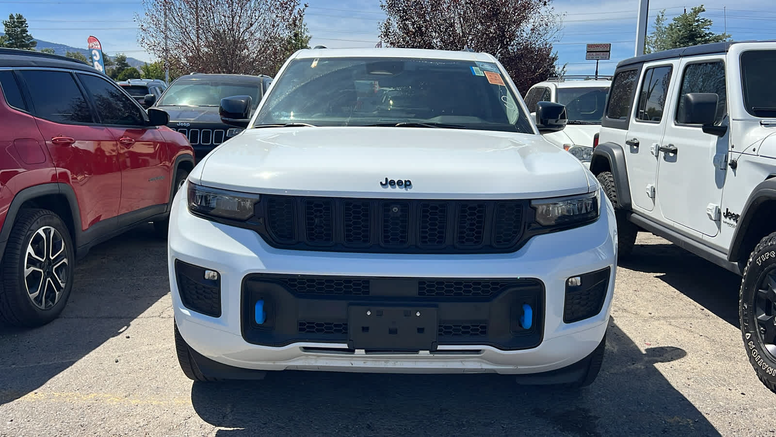 Thumbnail: 2023 Jeep Grand Cherokee - 2