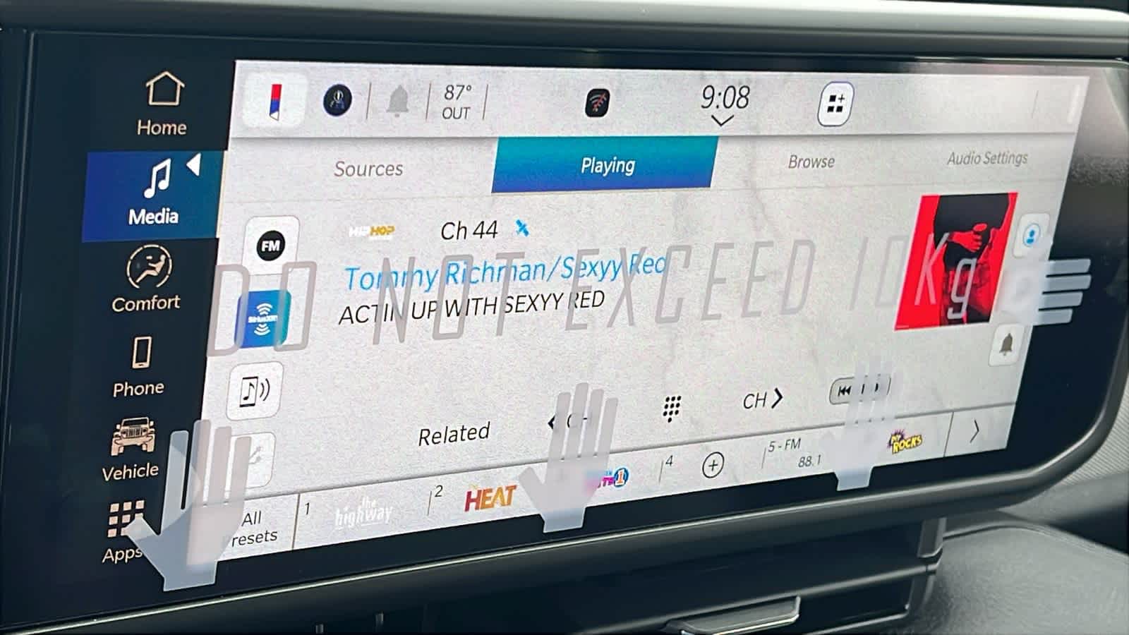 Thumbnail: 2025 Jeep Wrangler - 15