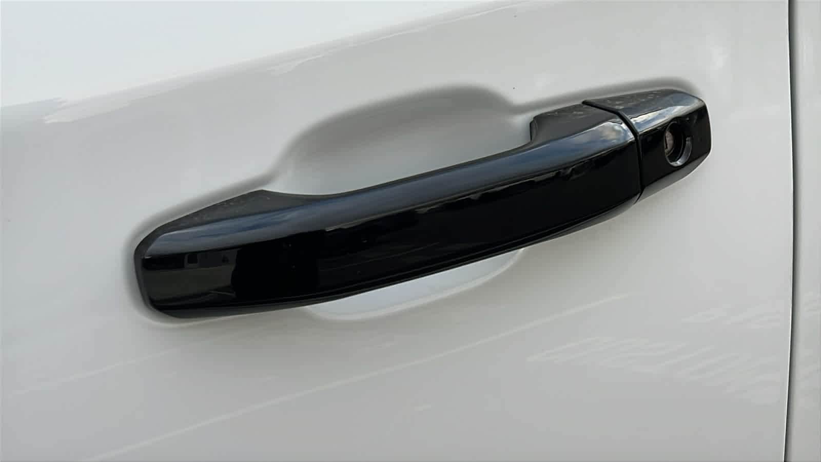 Thumbnail: 2024 Chevrolet Silverado 1500 - 10