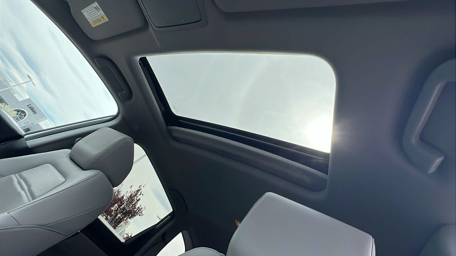 Thumbnail: 2017 Honda CR-V - 31