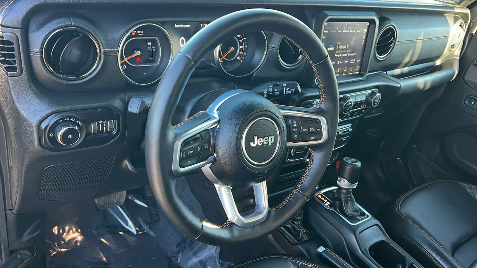 Thumbnail: 2021 Jeep Wrangler - 10