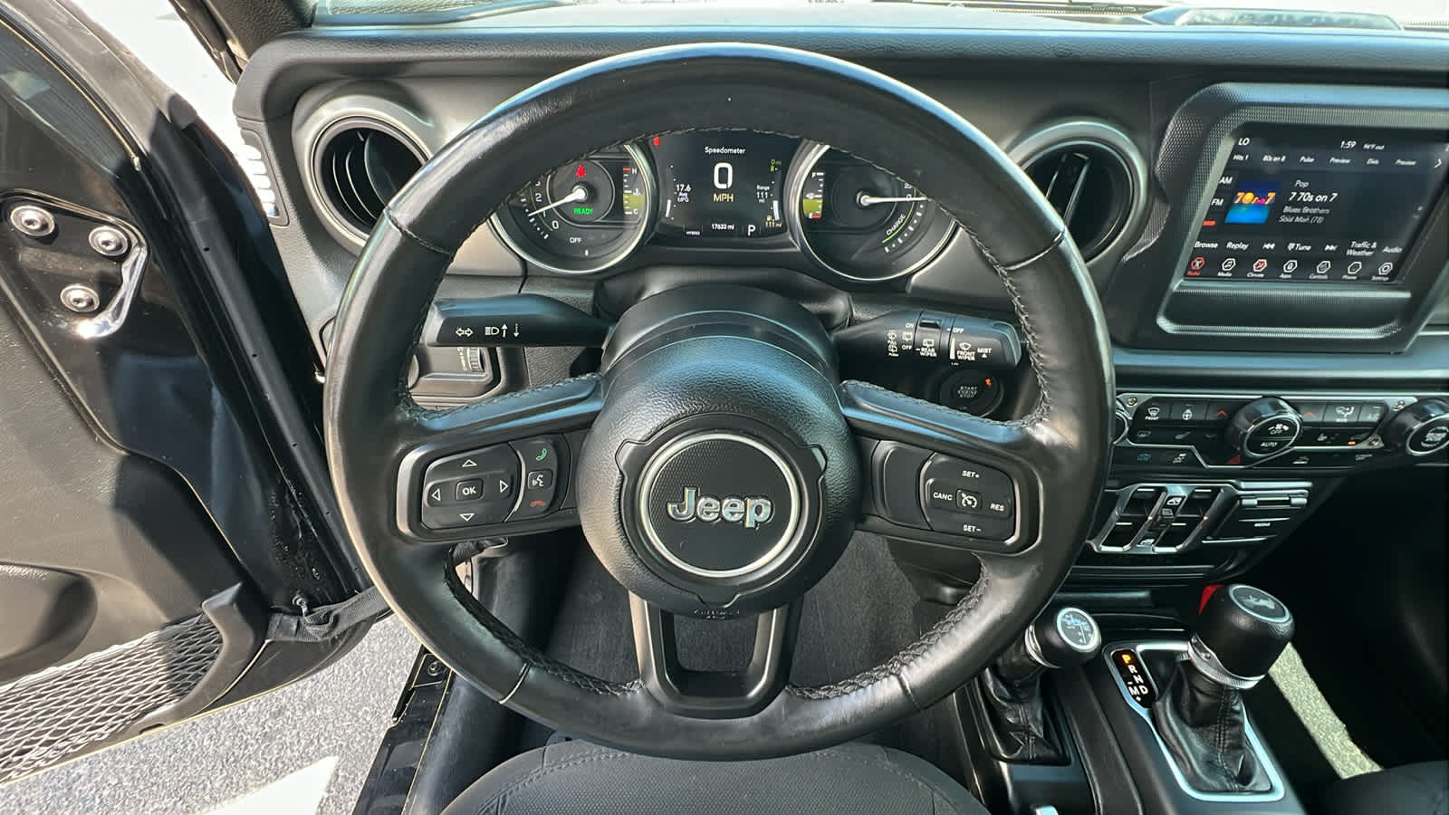 Thumbnail: 2023 Jeep Wrangler - 18