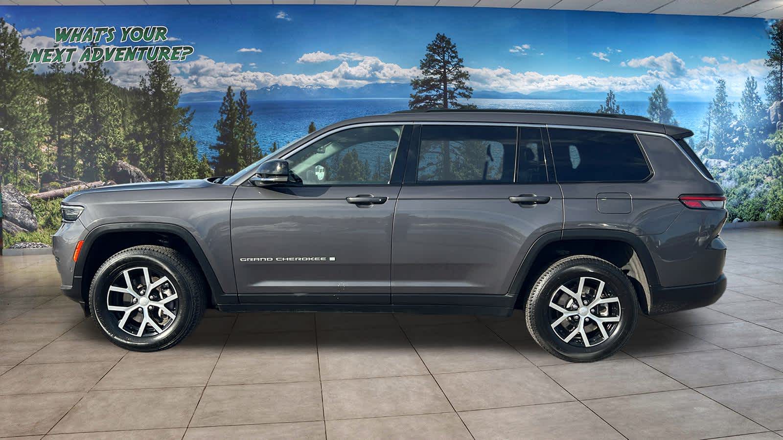 Thumbnail: 2024 Jeep Grand Cherokee L - 8