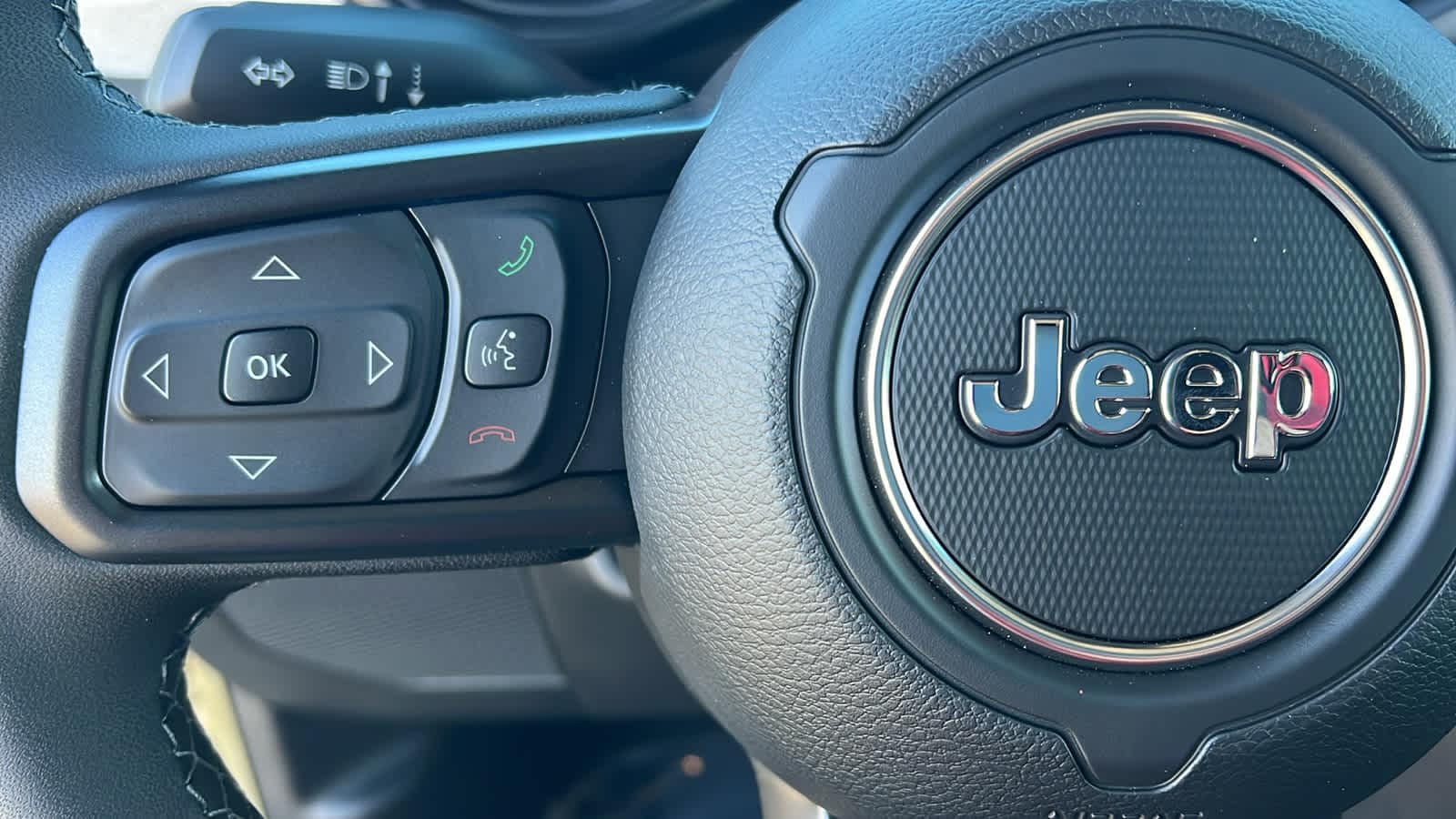 Thumbnail: 2026 Jeep Gladiator - 19