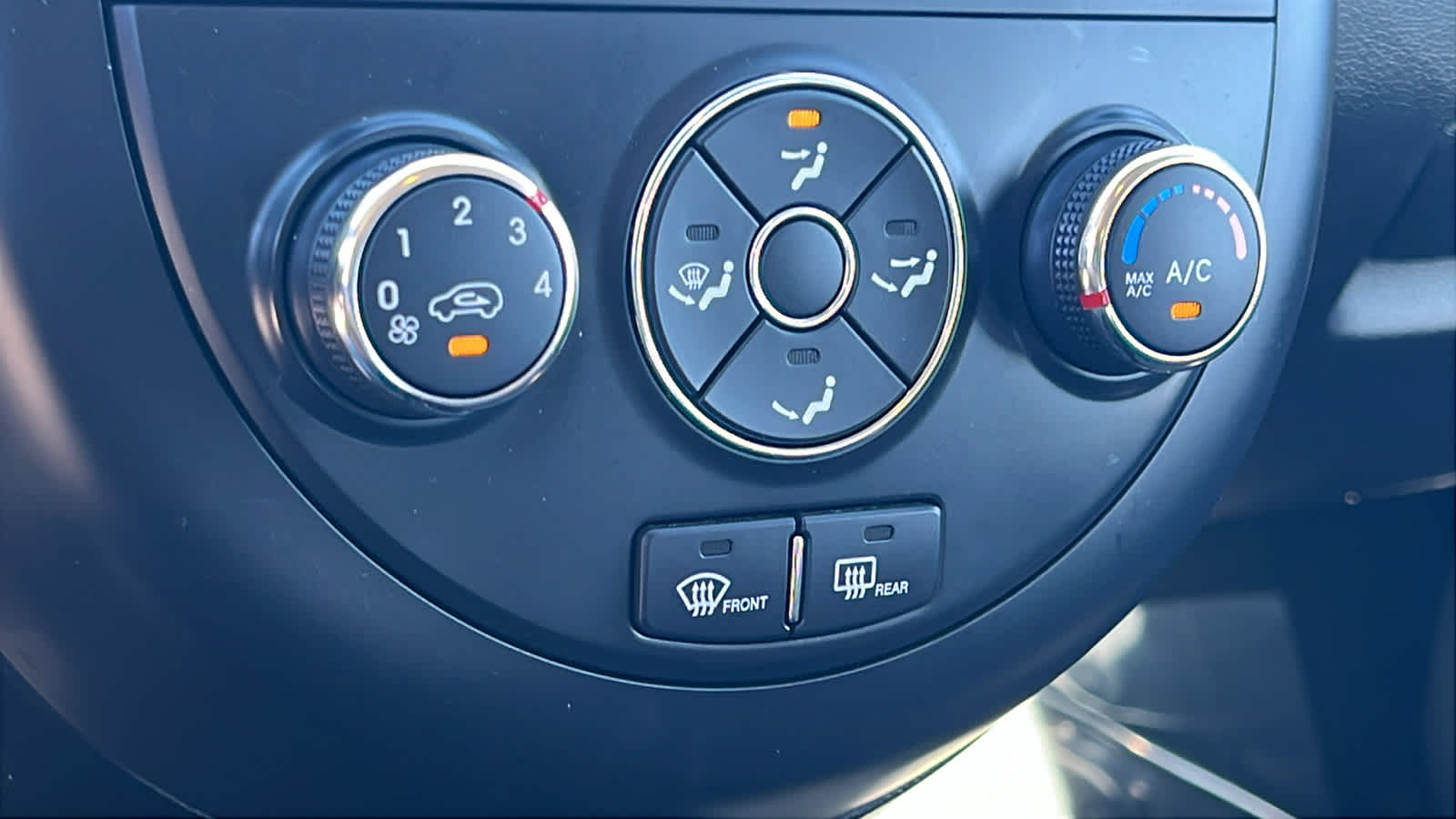 Thumbnail: 2013 Kia Soul - 14