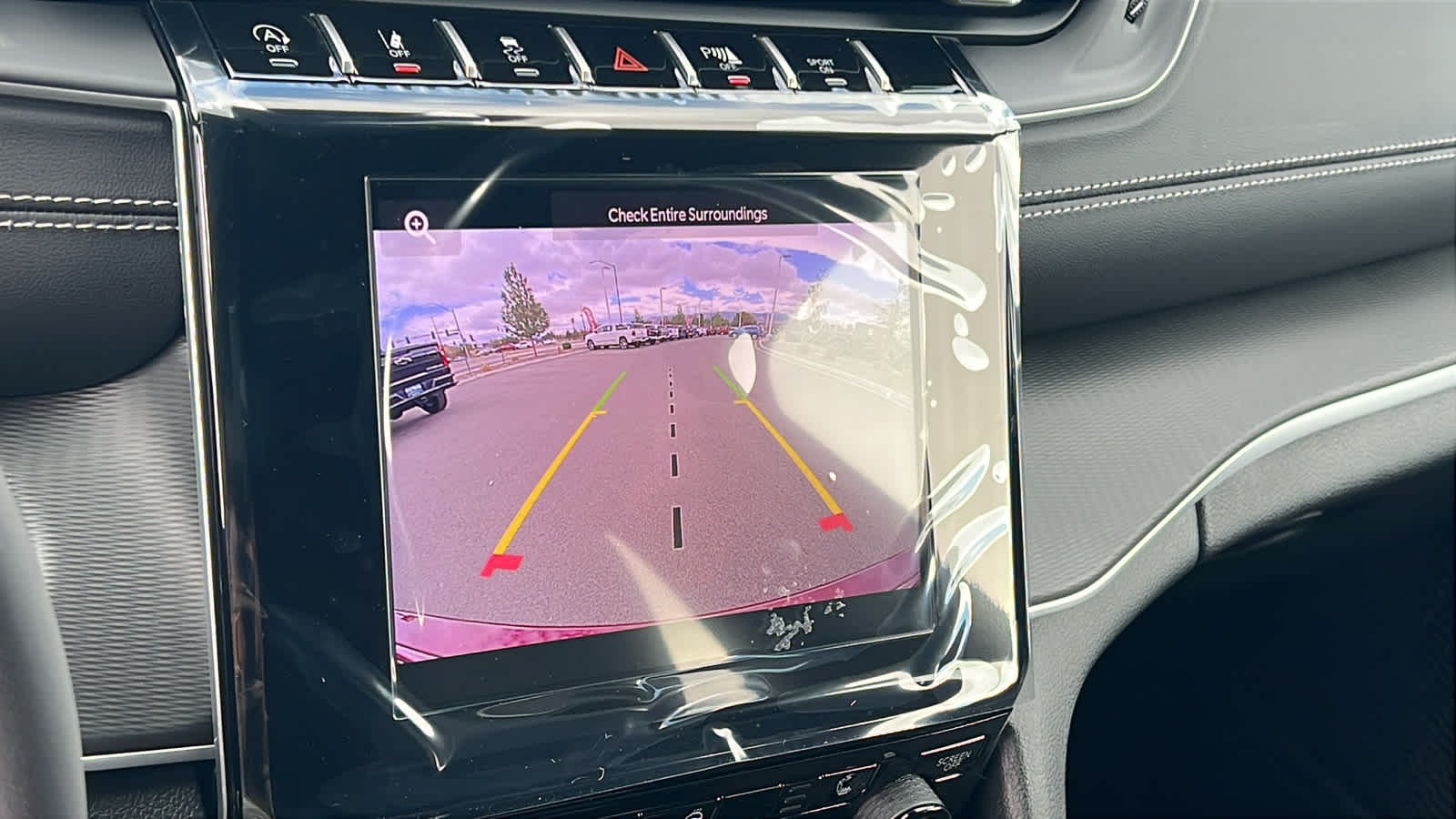 Thumbnail: 2025 Jeep Grand Cherokee - 16