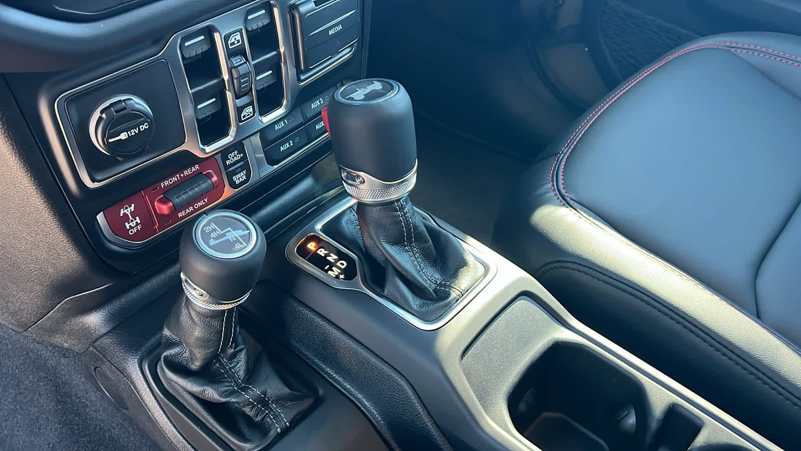 Thumbnail: 2026 Jeep Wrangler - 13