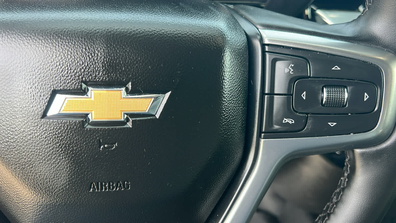Thumbnail: 2024 Chevrolet Silverado 1500 - 20