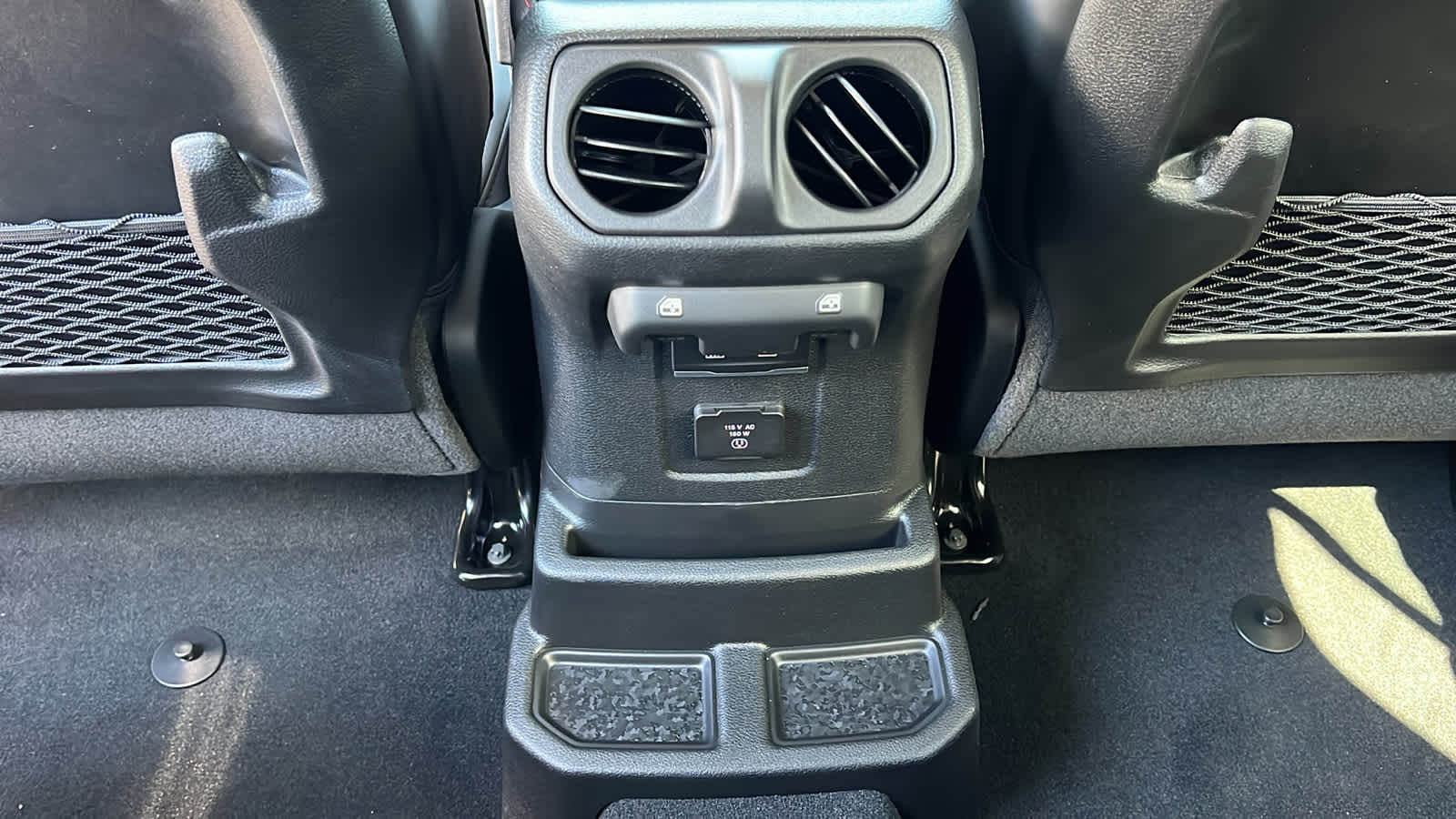Thumbnail: 2026 Jeep Wrangler - 25