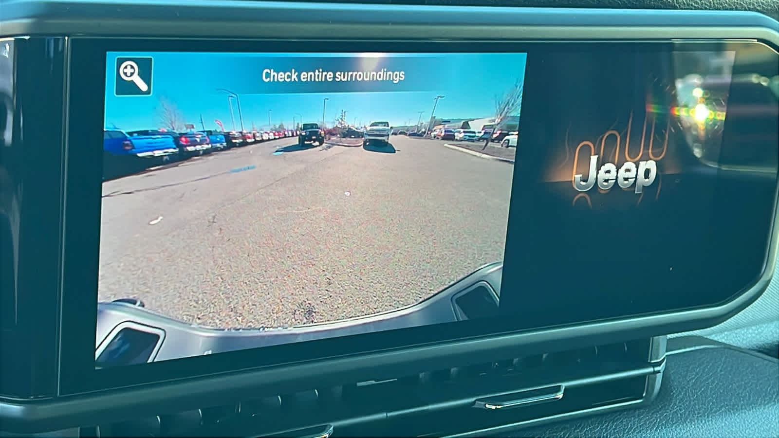 Thumbnail: 2026 Jeep Gladiator - 16