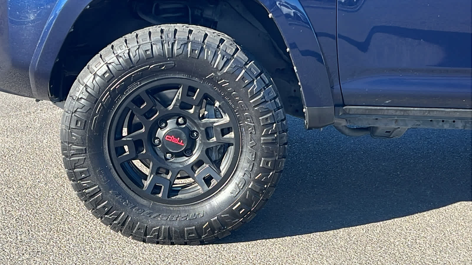 Thumbnail: 2018 Toyota 4Runner - 9