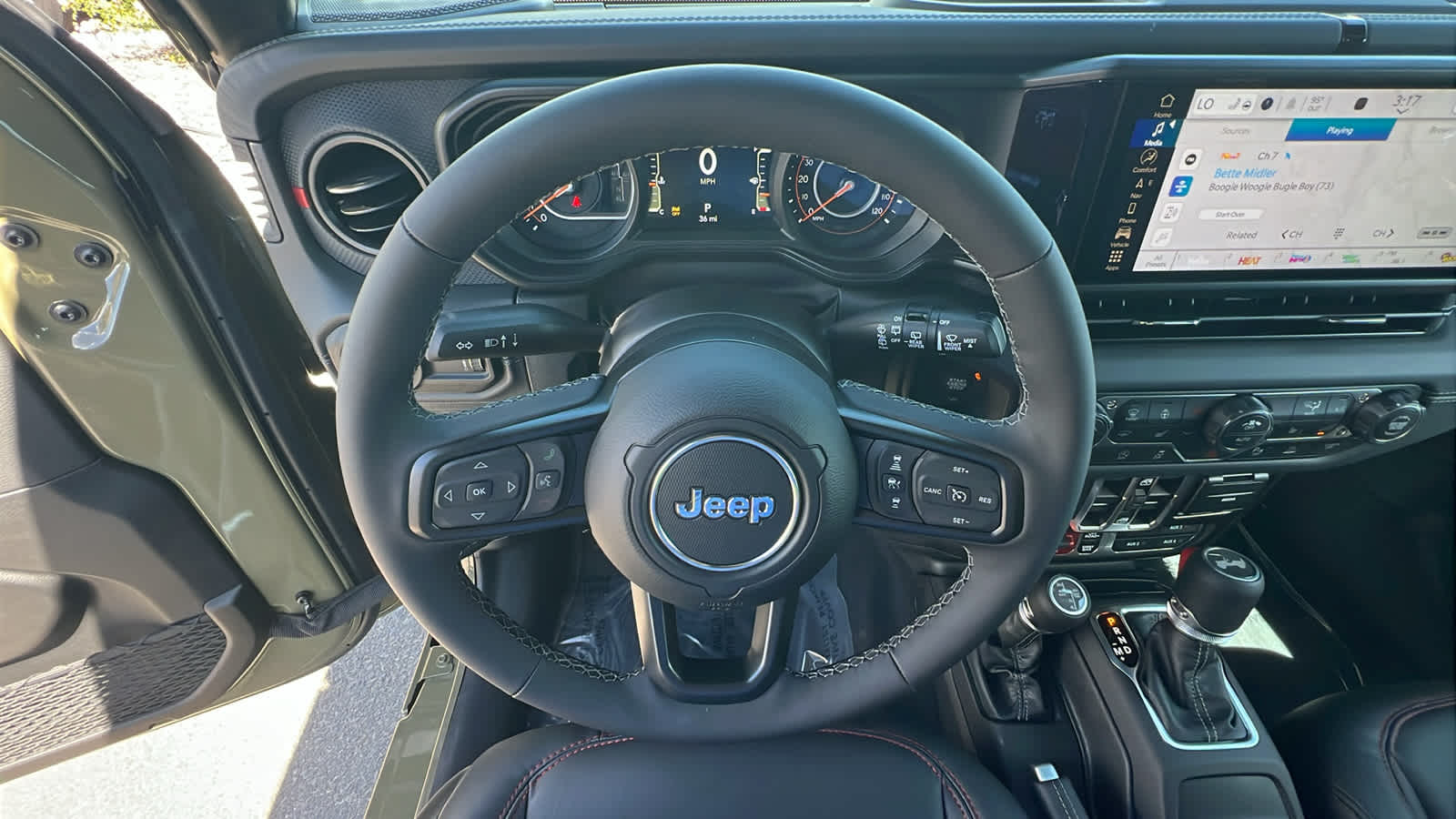 Thumbnail: 2026 Jeep Wrangler - 18