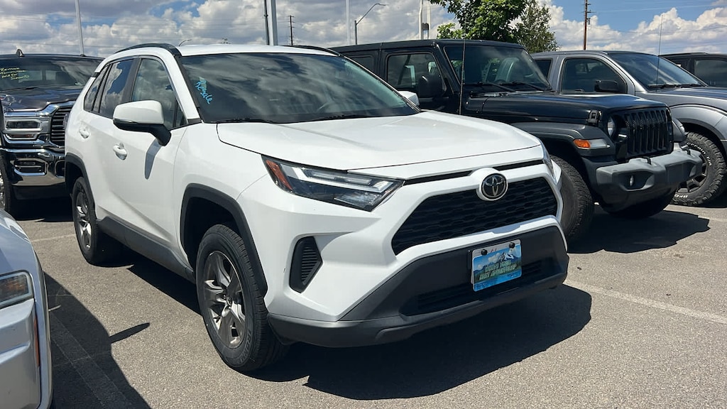 Used 2024 Toyota RAV4 XLE SUV