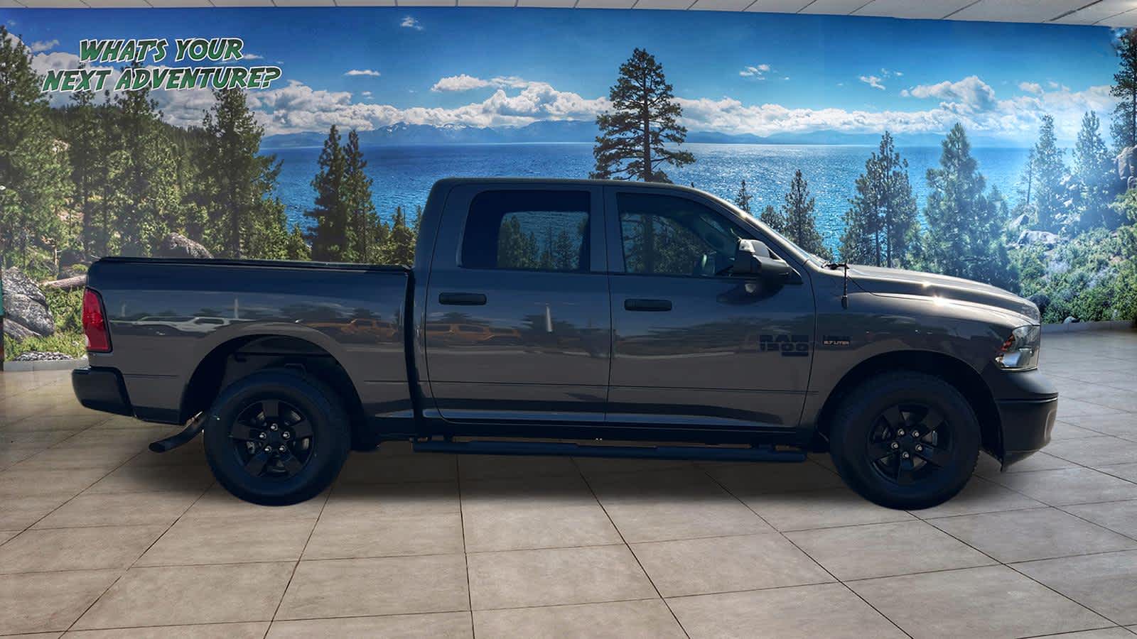 Thumbnail: 2022 RAM 1500 Classic - 4
