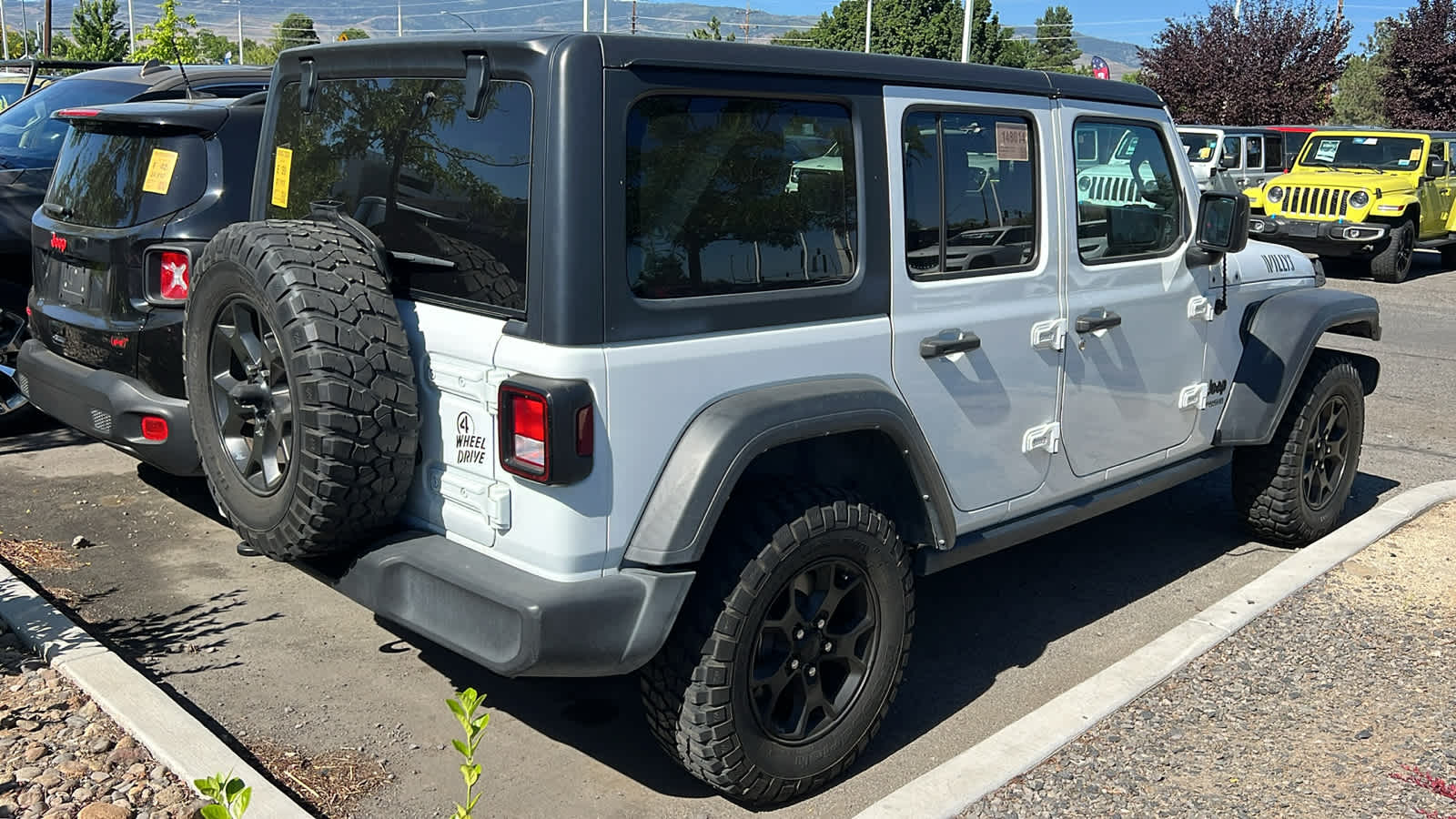 Thumbnail: 2022 Jeep Wrangler - 8