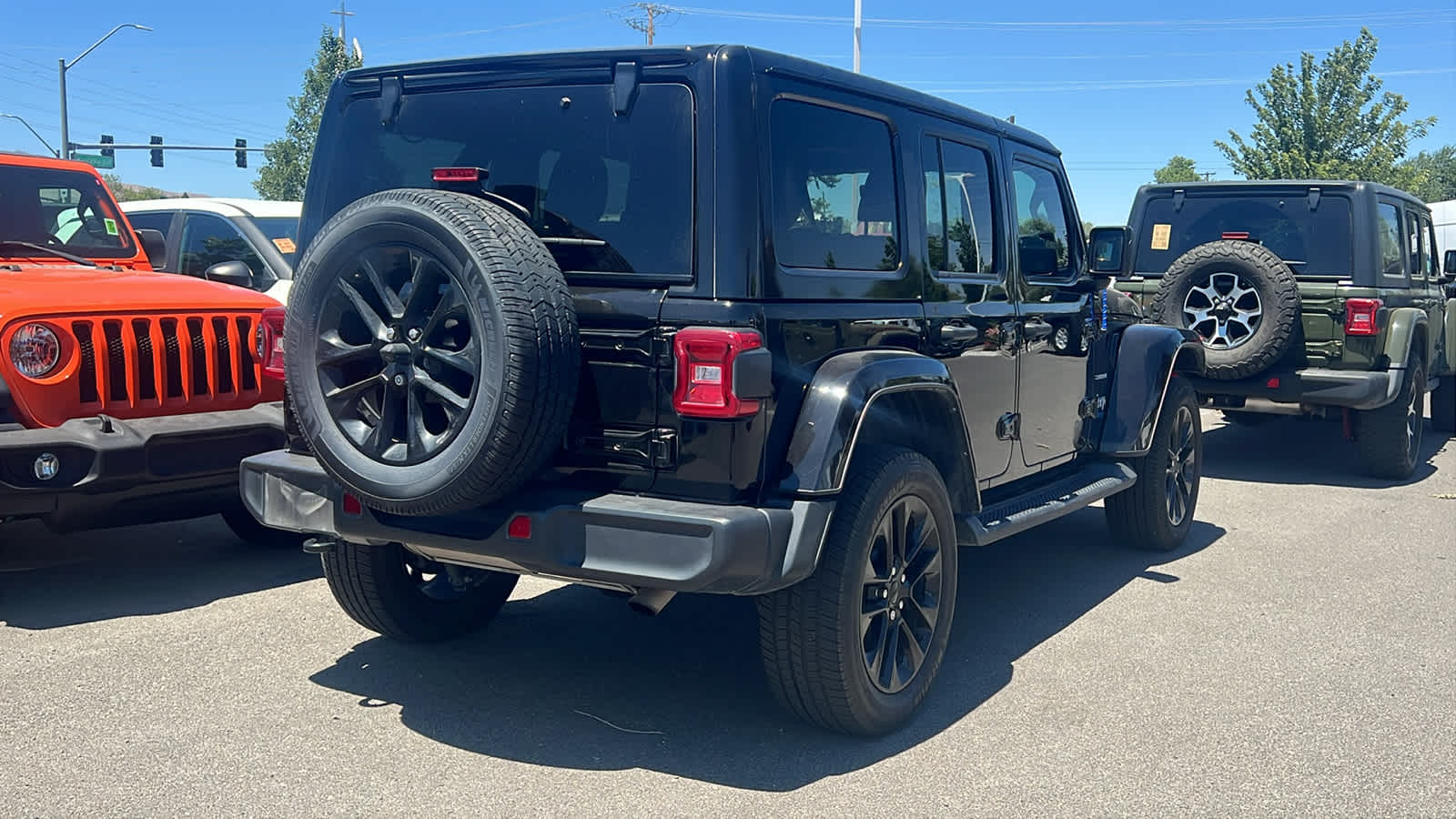 Thumbnail: 2021 Jeep Wrangler - 5