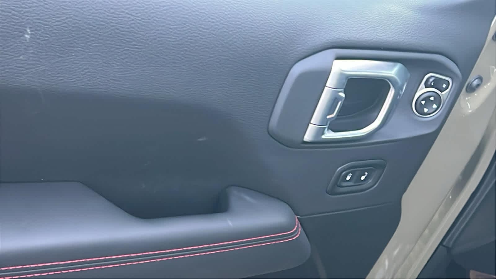 Thumbnail: 2026 Jeep Gladiator - 22