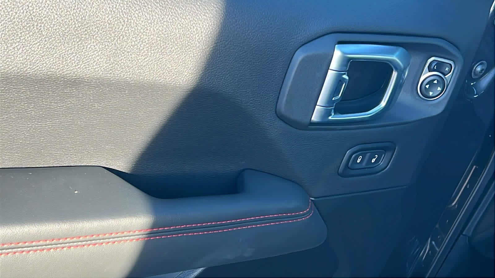 Thumbnail: 2026 Jeep Gladiator - 22