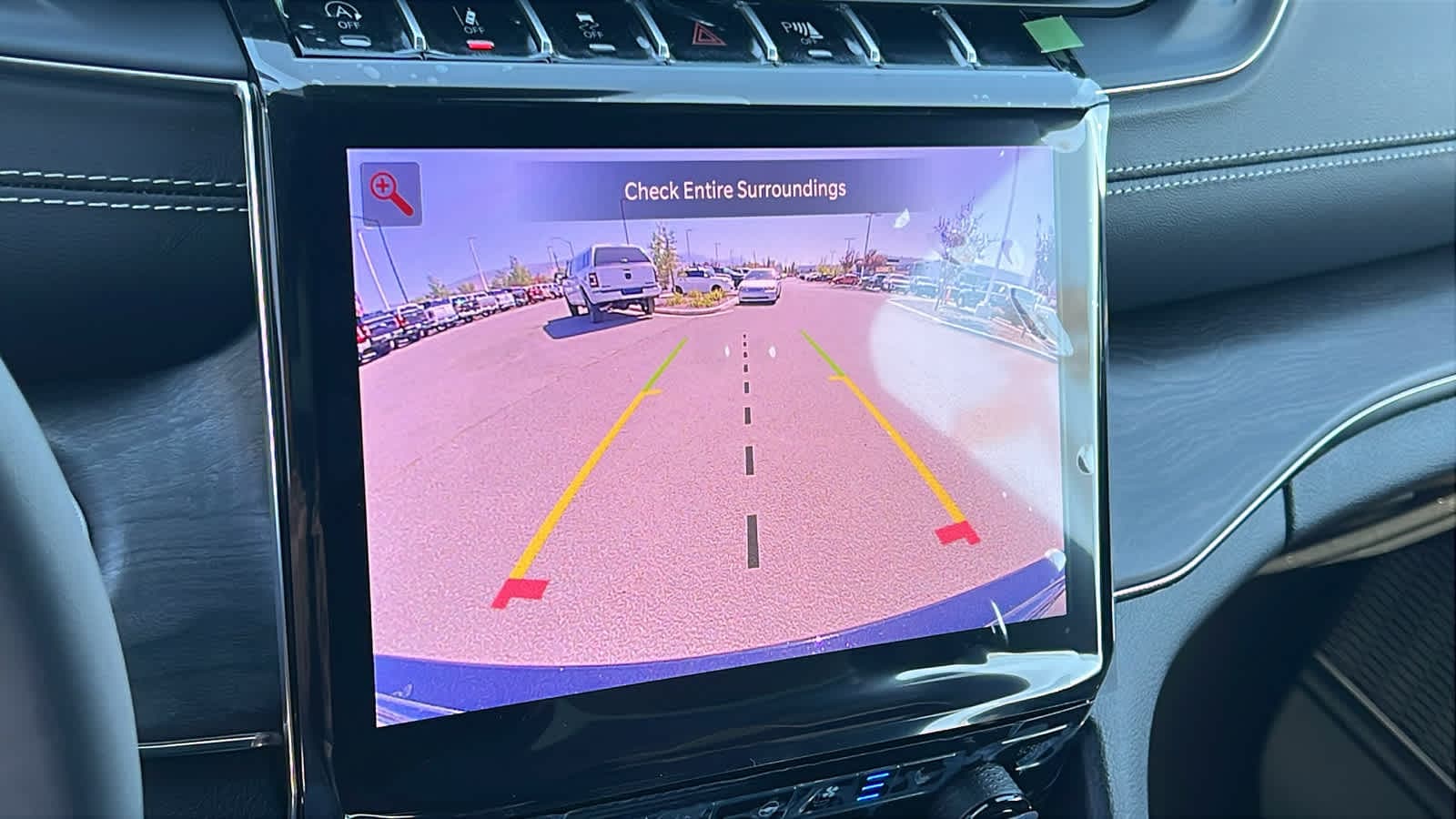 Thumbnail: 2025 Jeep Grand Cherokee - 16