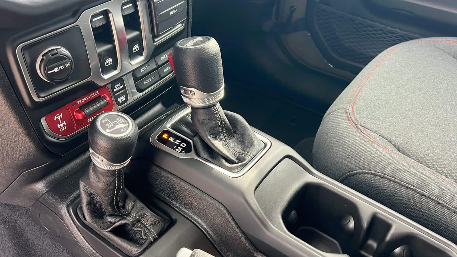 Thumbnail: 2026 Jeep Wrangler - 13