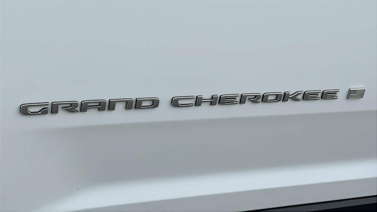 Thumbnail: 2023 Jeep Grand Cherokee - 28