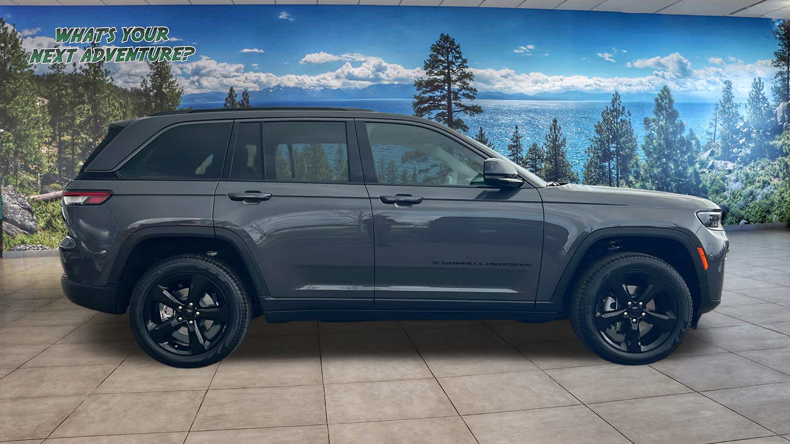 Thumbnail: 2026 Jeep Grand Cherokee - 4