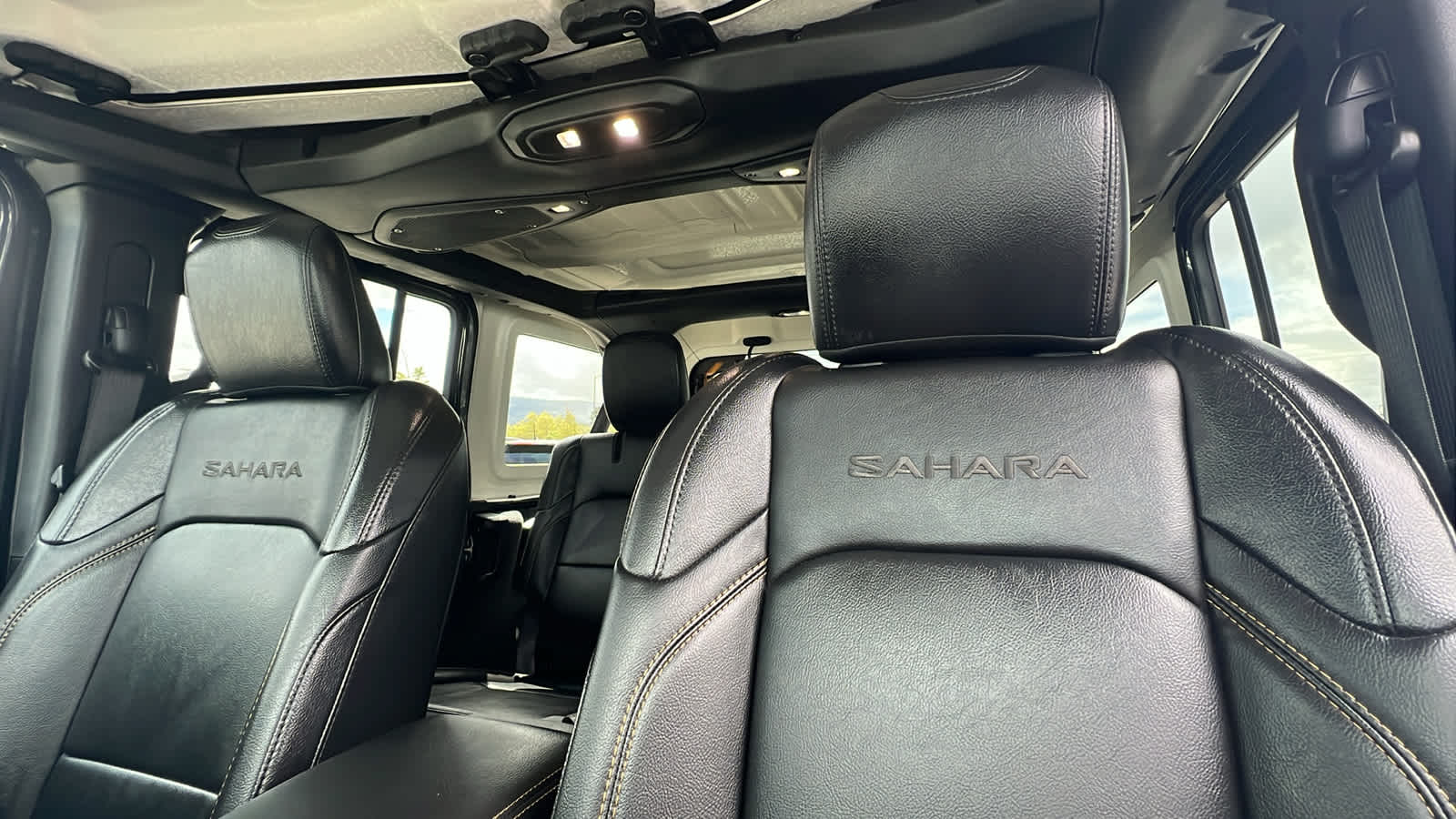 Thumbnail: 2024 Jeep Wrangler - 11