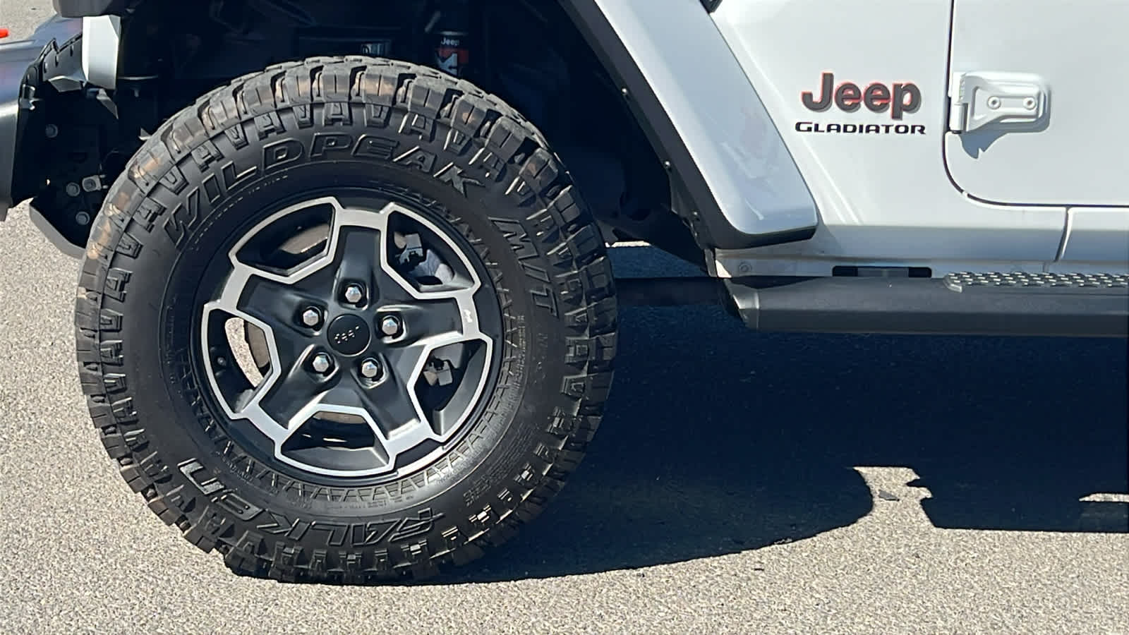 Thumbnail: 2022 Jeep Gladiator - 9