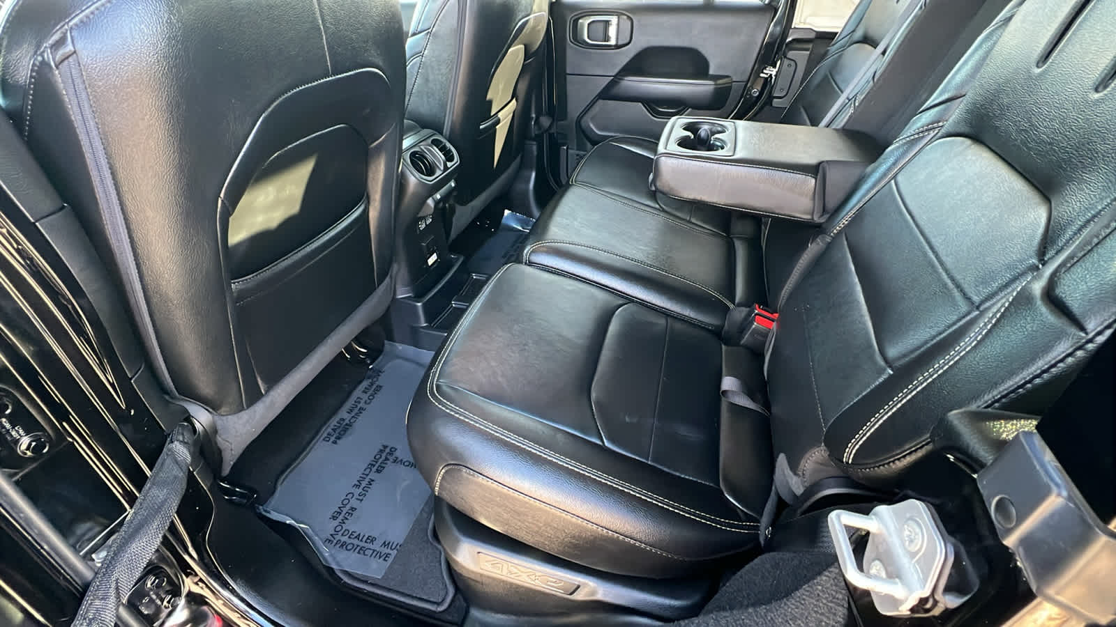 Thumbnail: 2021 Jeep Wrangler - 24