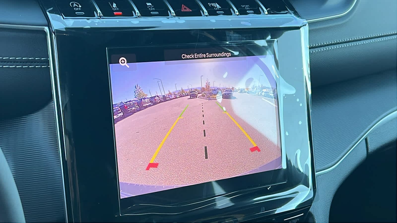 Thumbnail: 2025 Jeep Grand Cherokee - 16