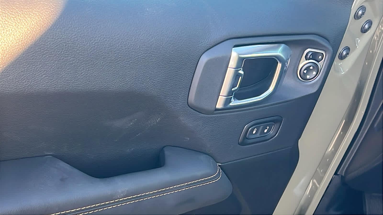 Thumbnail: 2026 Jeep Wrangler - 22