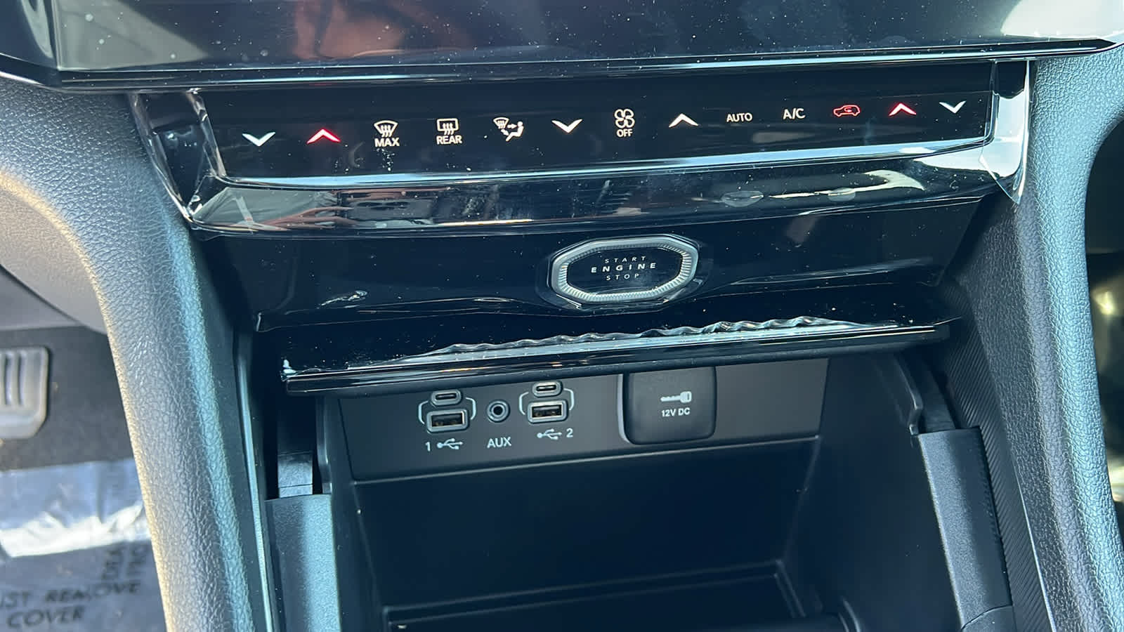 Thumbnail: 2026 Jeep Grand Cherokee - 14