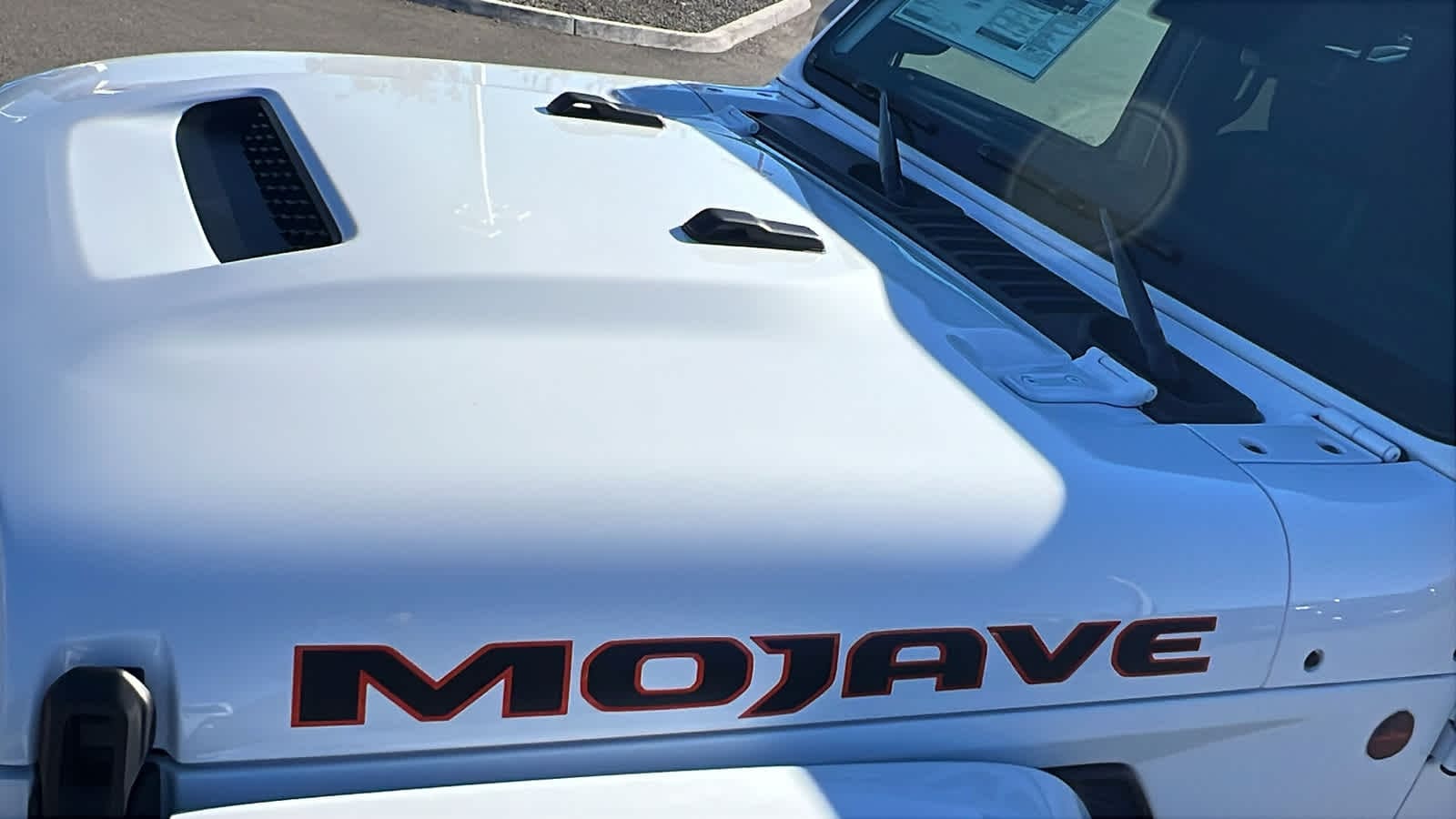 Thumbnail: 2025 Jeep Gladiator - 31