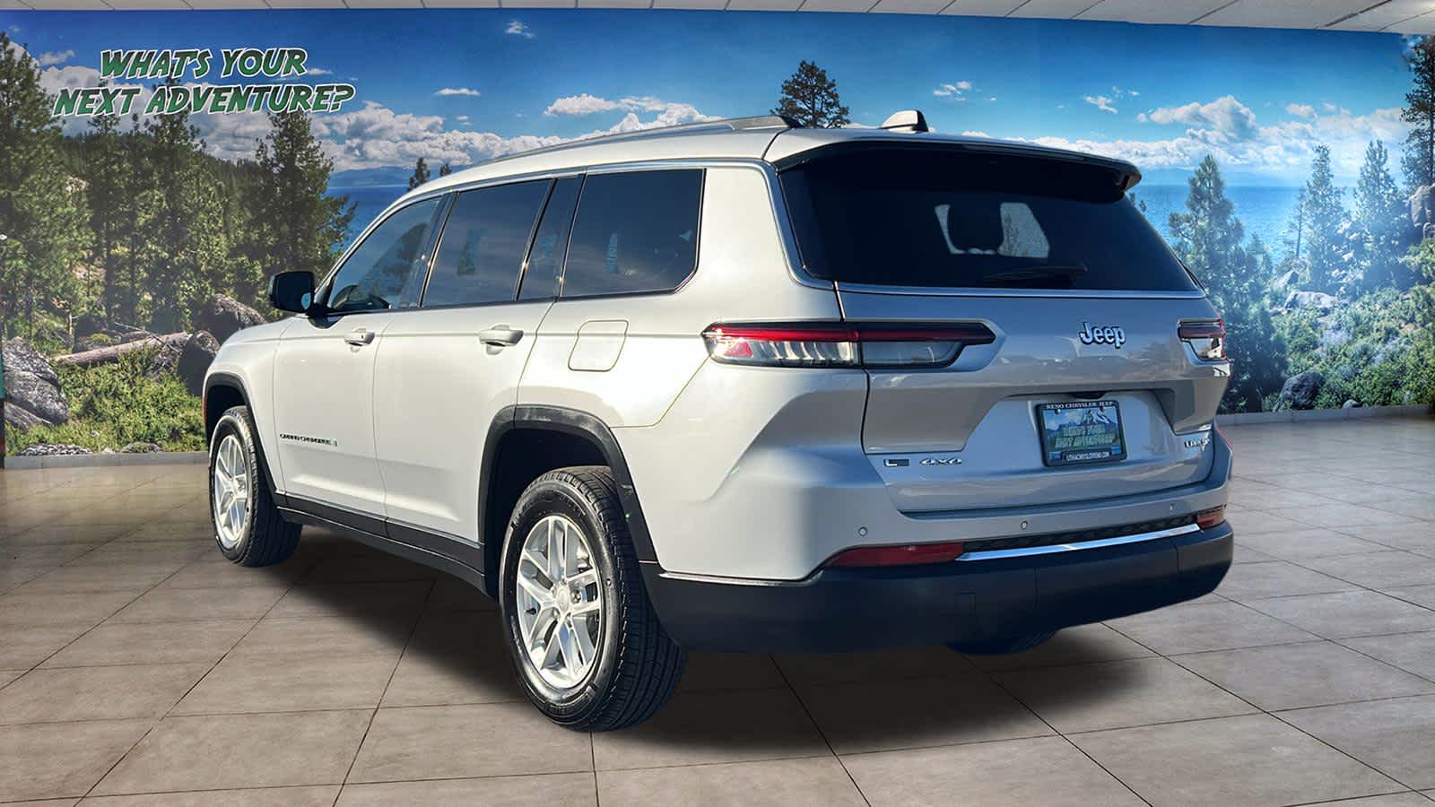 Thumbnail: 2023 Jeep Grand Cherokee - 7