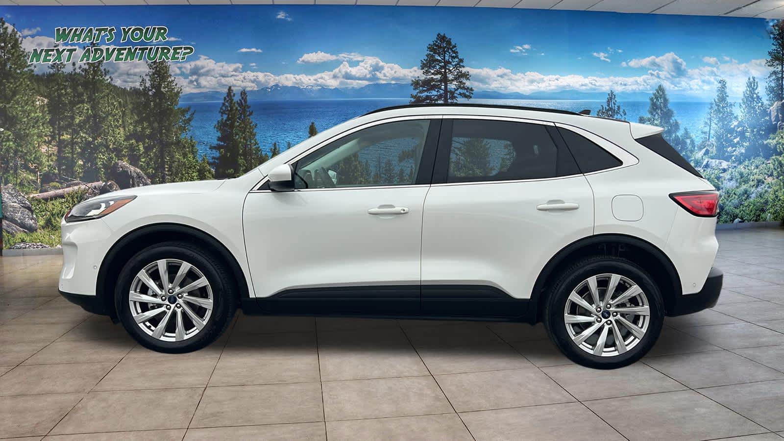 Thumbnail: 2022 Ford Escape - 8