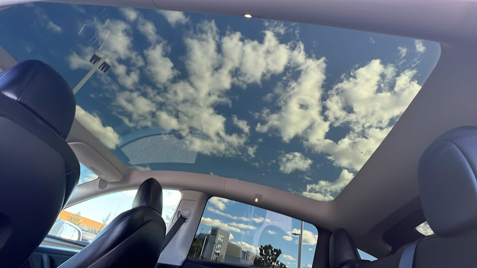 Thumbnail: 2023 Tesla Model Y - 29