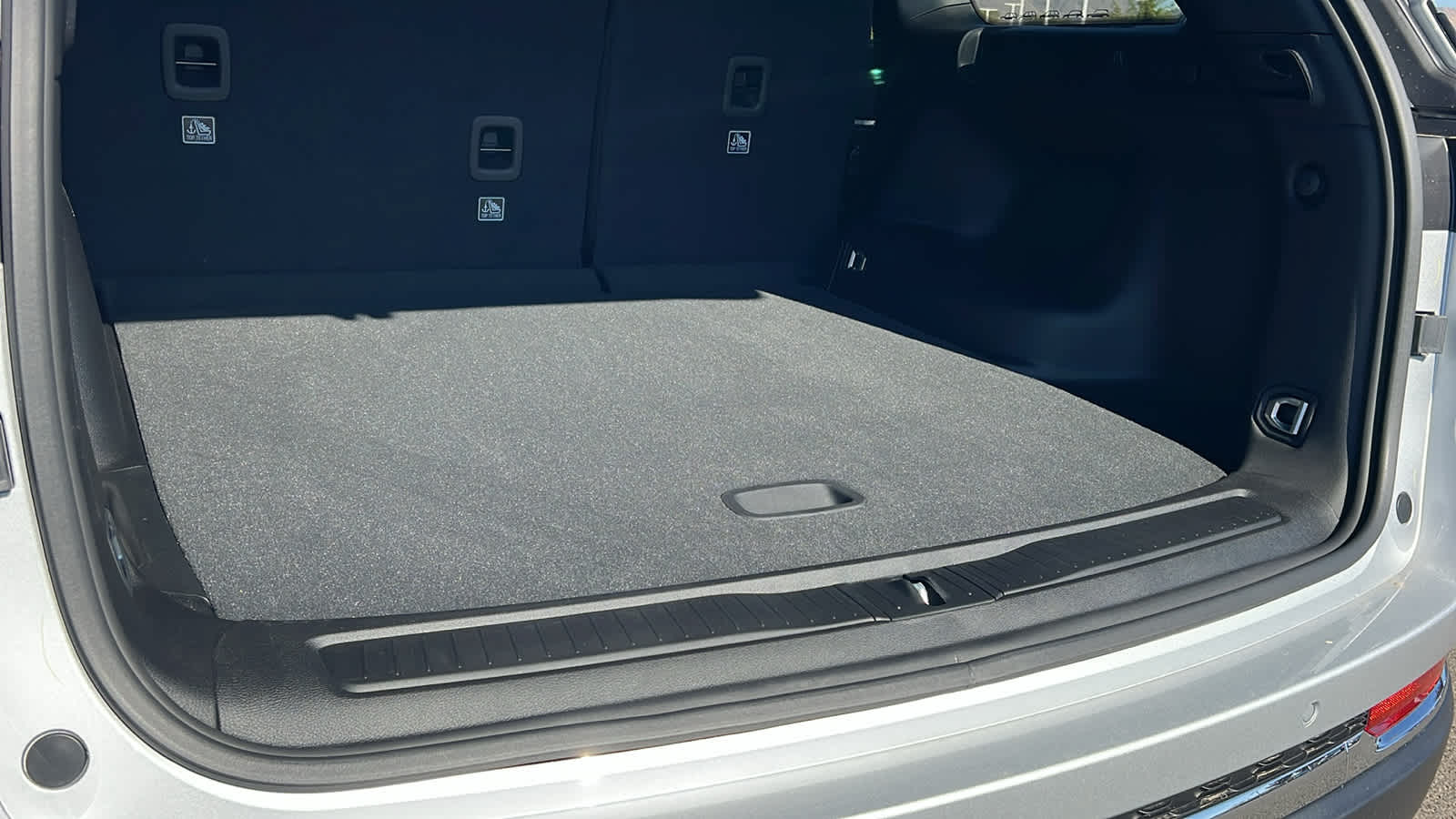 Thumbnail: 2025 Jeep Grand Cherokee - 27