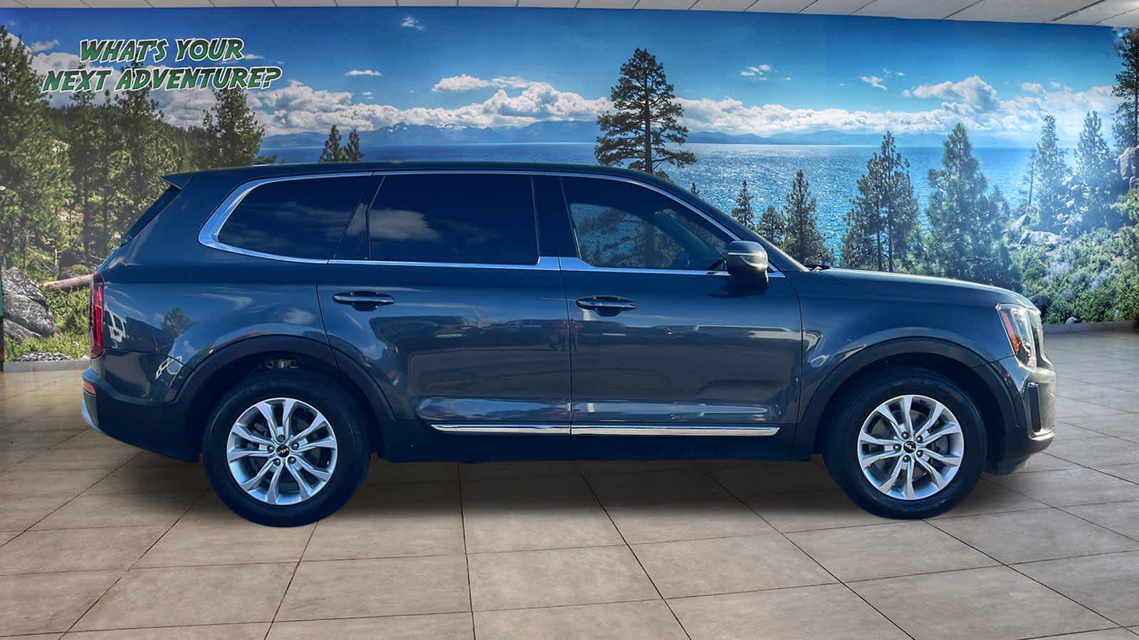 Thumbnail: 2022 Kia Telluride - 4