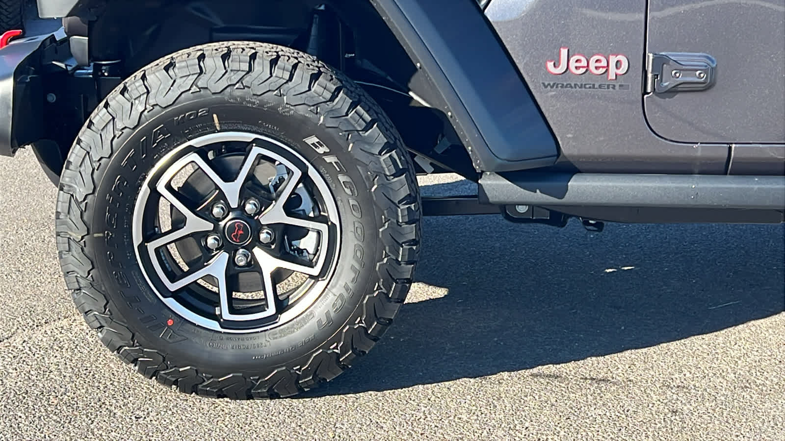 Thumbnail: 2026 Jeep Wrangler - 9