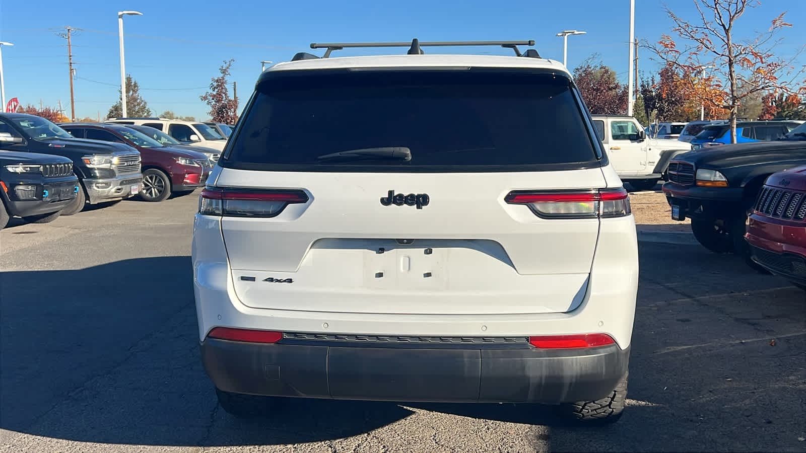 Thumbnail: 2023 Jeep Grand Cherokee - 6