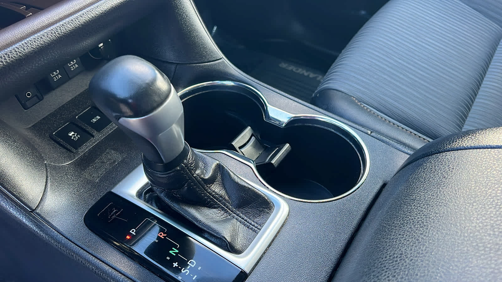 Thumbnail: 2019 Toyota Highlander - 13