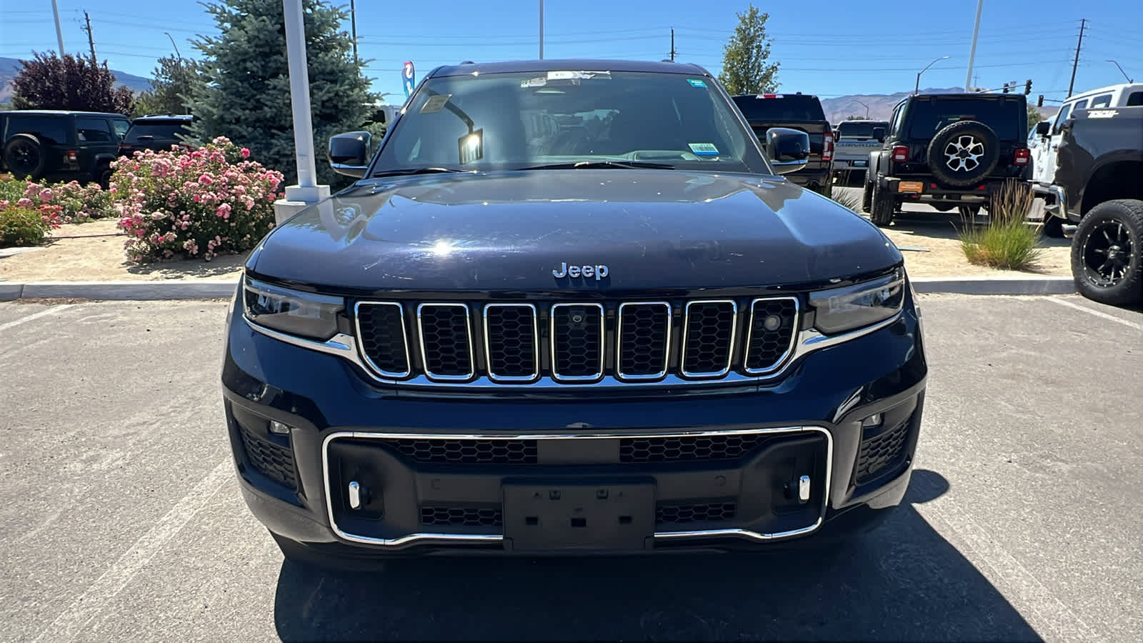 Thumbnail: 2023 Jeep Grand Cherokee - 2
