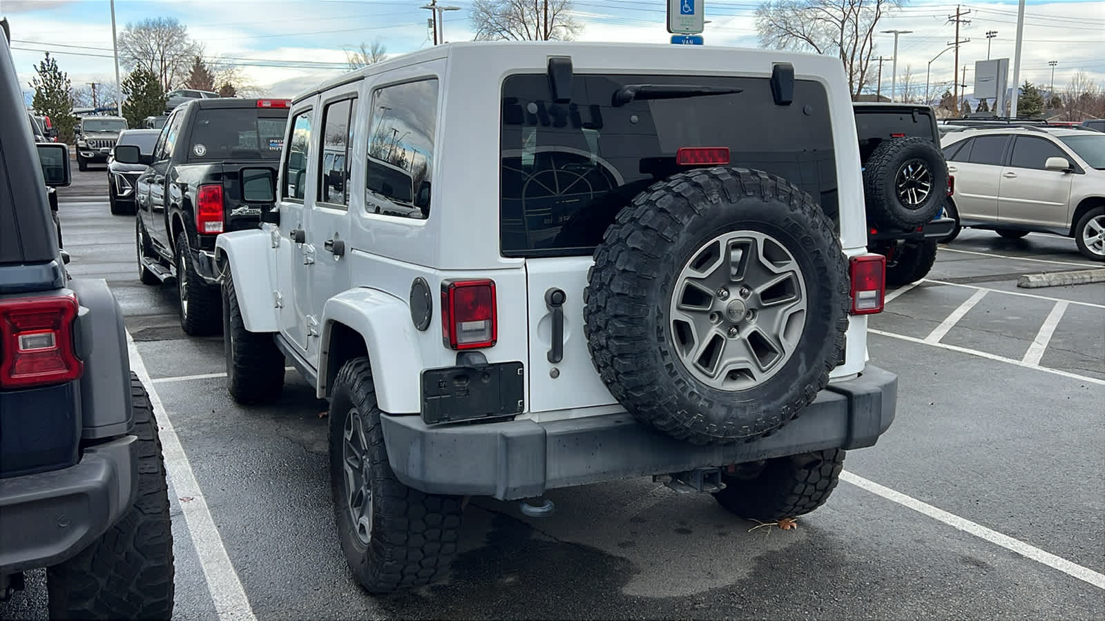 Thumbnail: 2014 Jeep Wrangler - 5