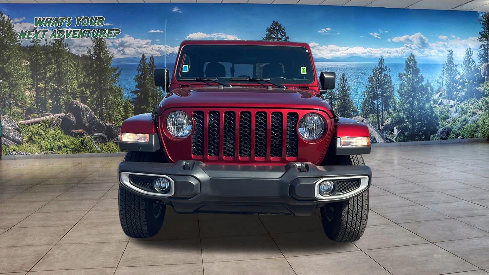 Thumbnail: 2022 Jeep Gladiator - 2