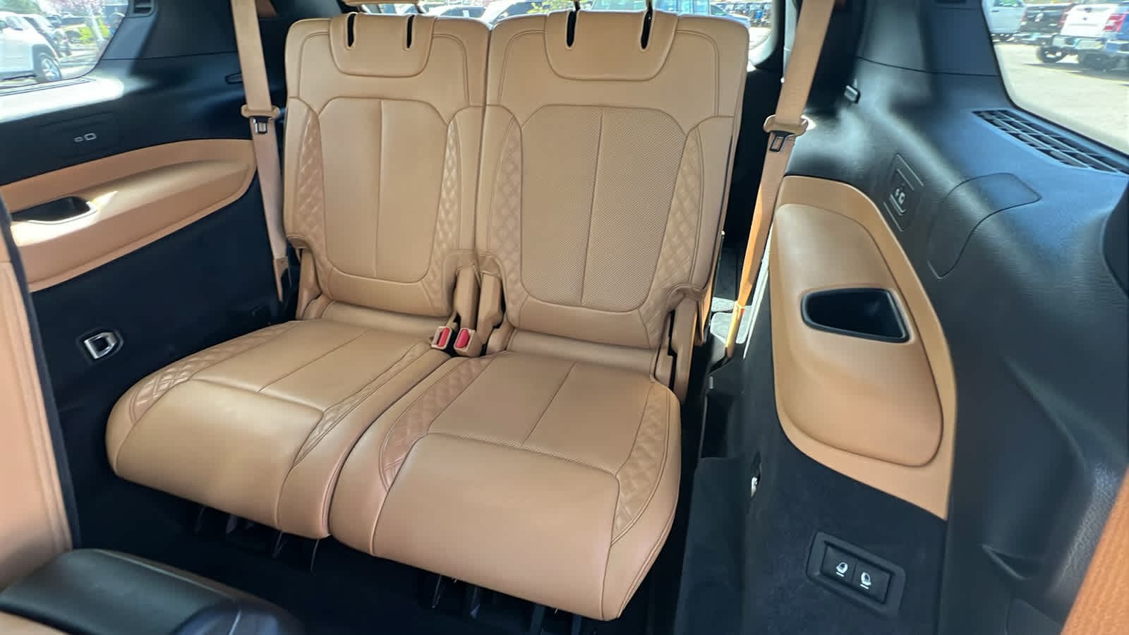 Thumbnail: 2021 Jeep Grand Cherokee L - 32