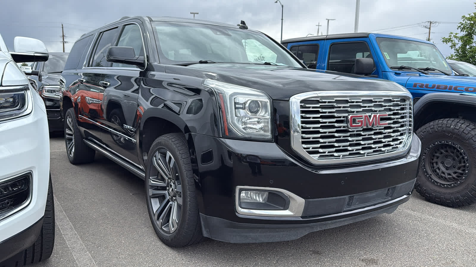 Thumbnail: 2019 GMC Yukon XL - 9