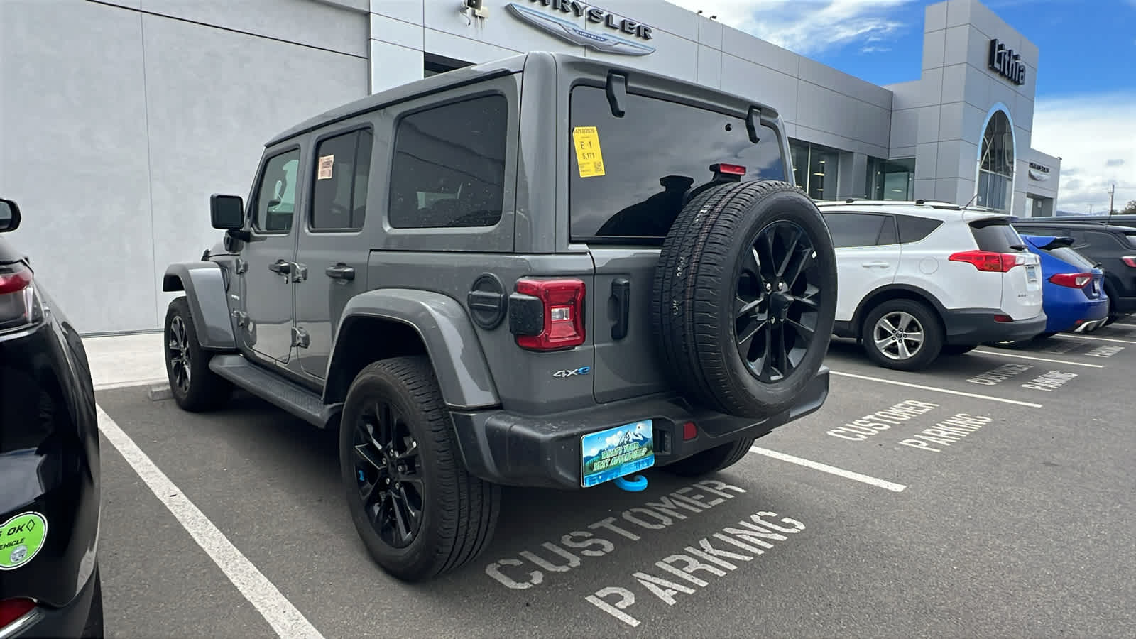 Thumbnail: 2022 Jeep Wrangler - 7