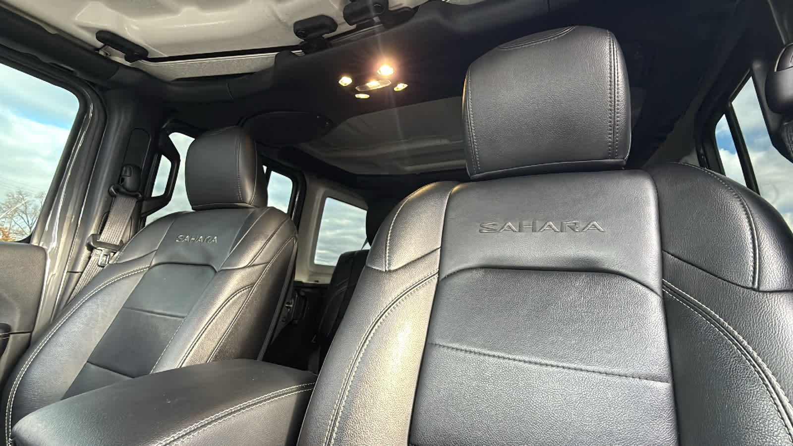 Thumbnail: 2021 Jeep Wrangler - 11