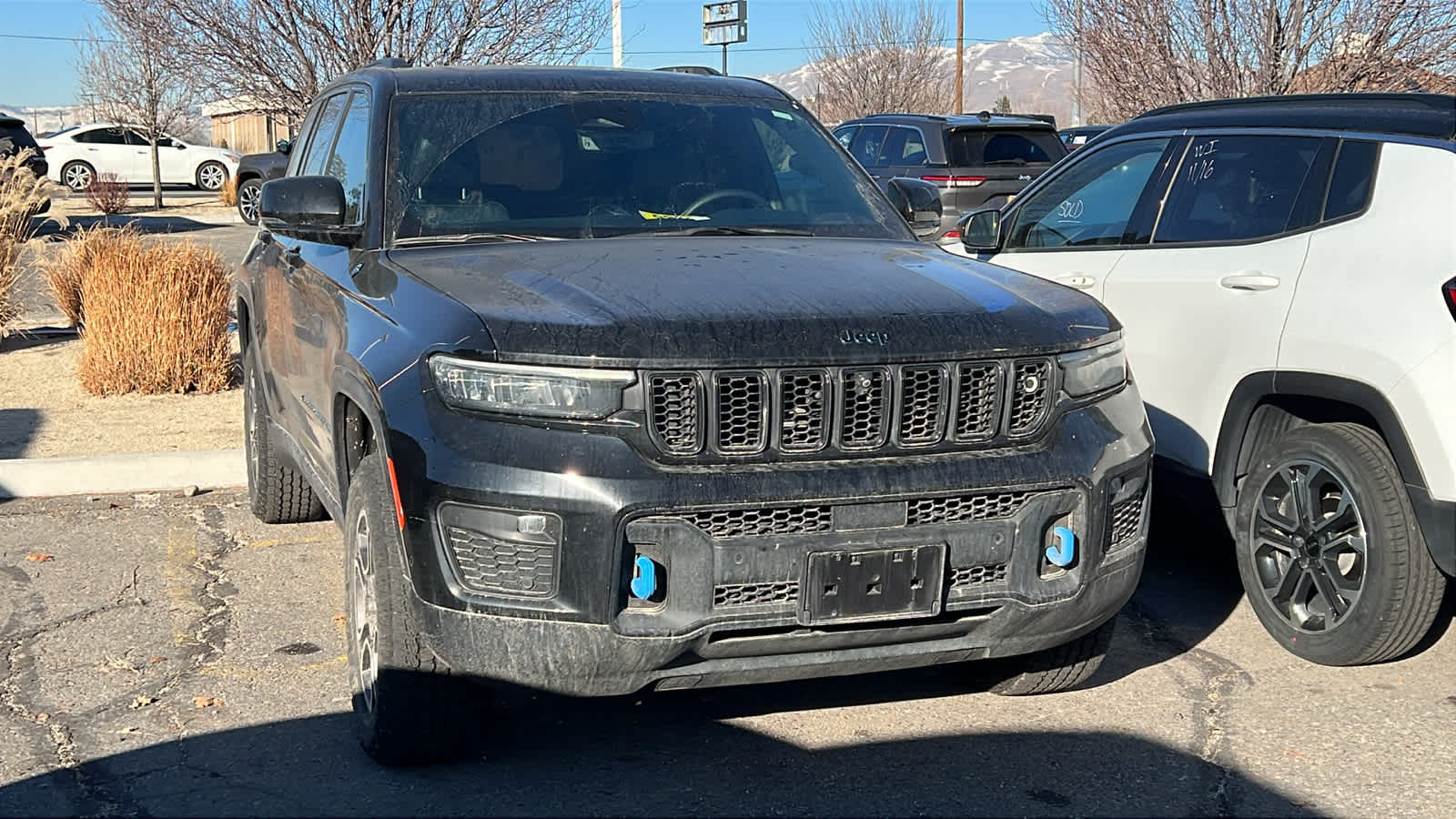 Thumbnail: 2023 Jeep Grand Cherokee - 3